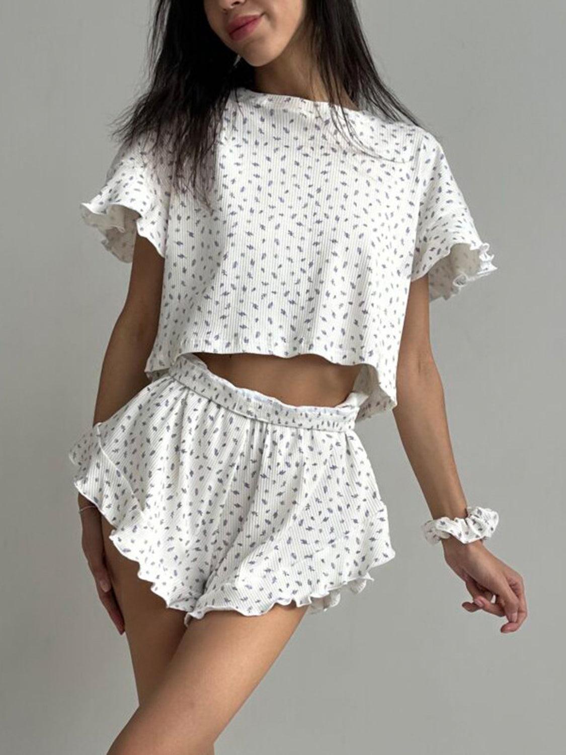 Ruffled Two-Piece Set – Chic and Comfortable - ClubOn