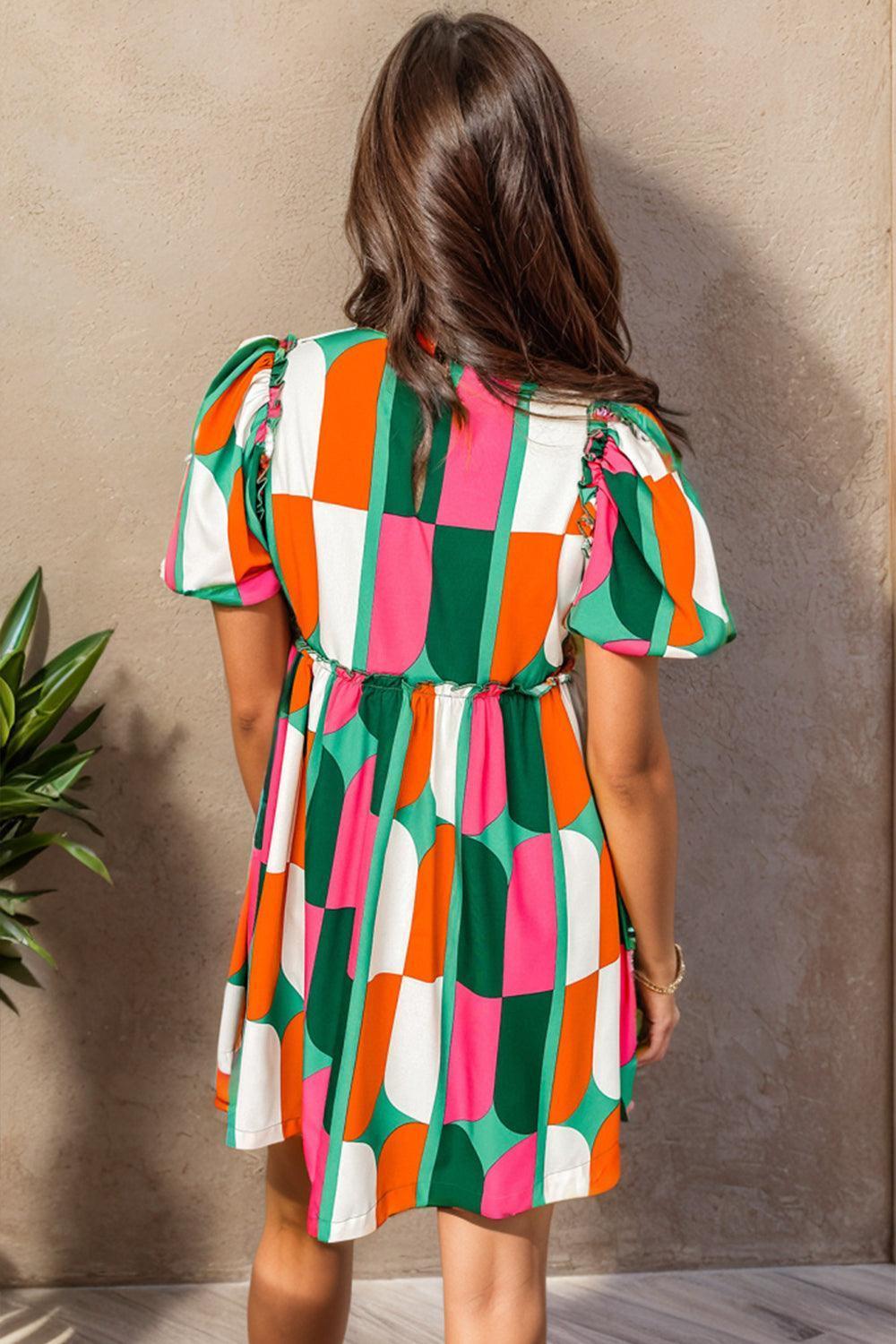 Color Block Round Neck Short Sleeve Dress - ClubOn