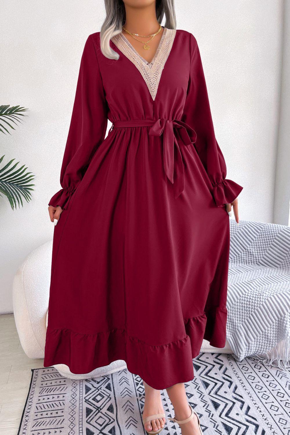 Contrast Belted Flounce Sleeve Dress - ClubOn