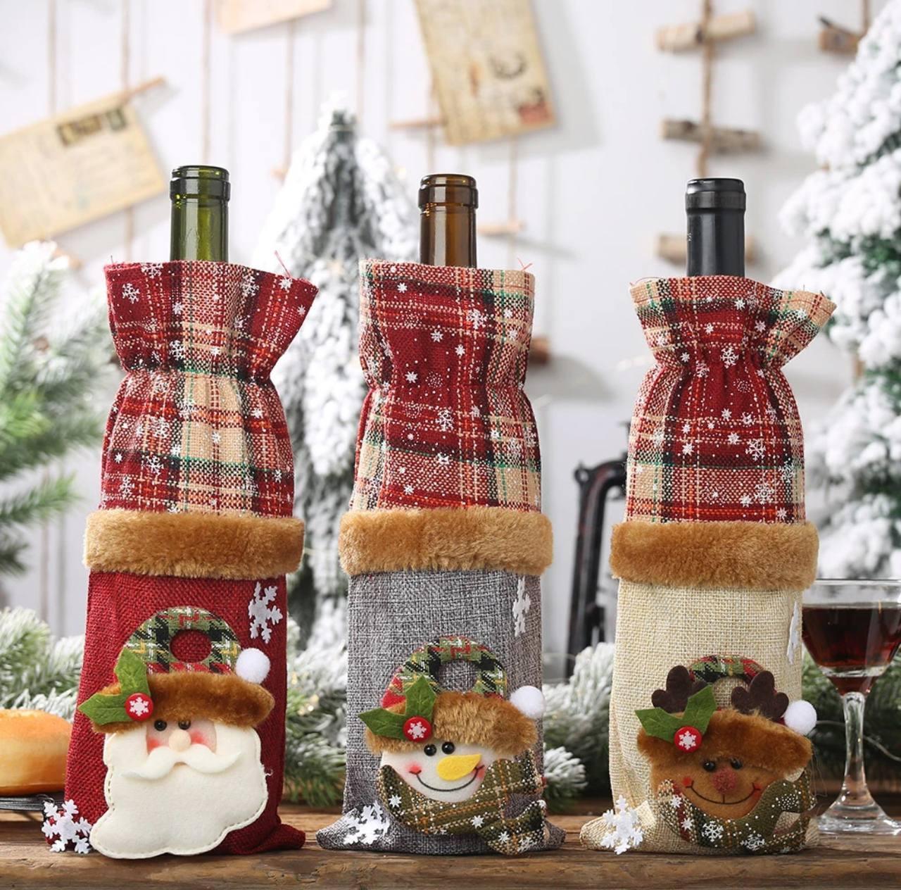 Festive Christmas Wine Bottle Cover – Holiday Home Décor - ClubOn