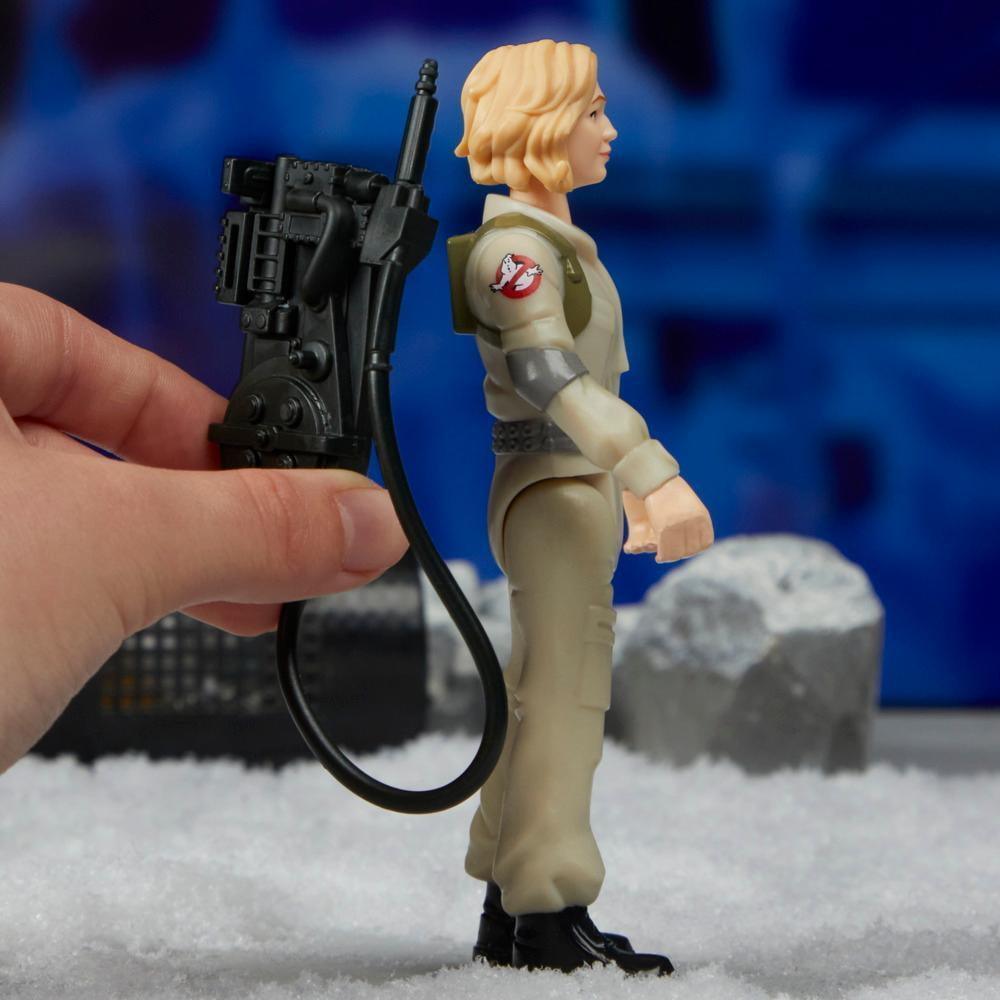 Ghostbusters Fright Features Callie Spengler Action Figure with Possessor Ghost - ClubOn