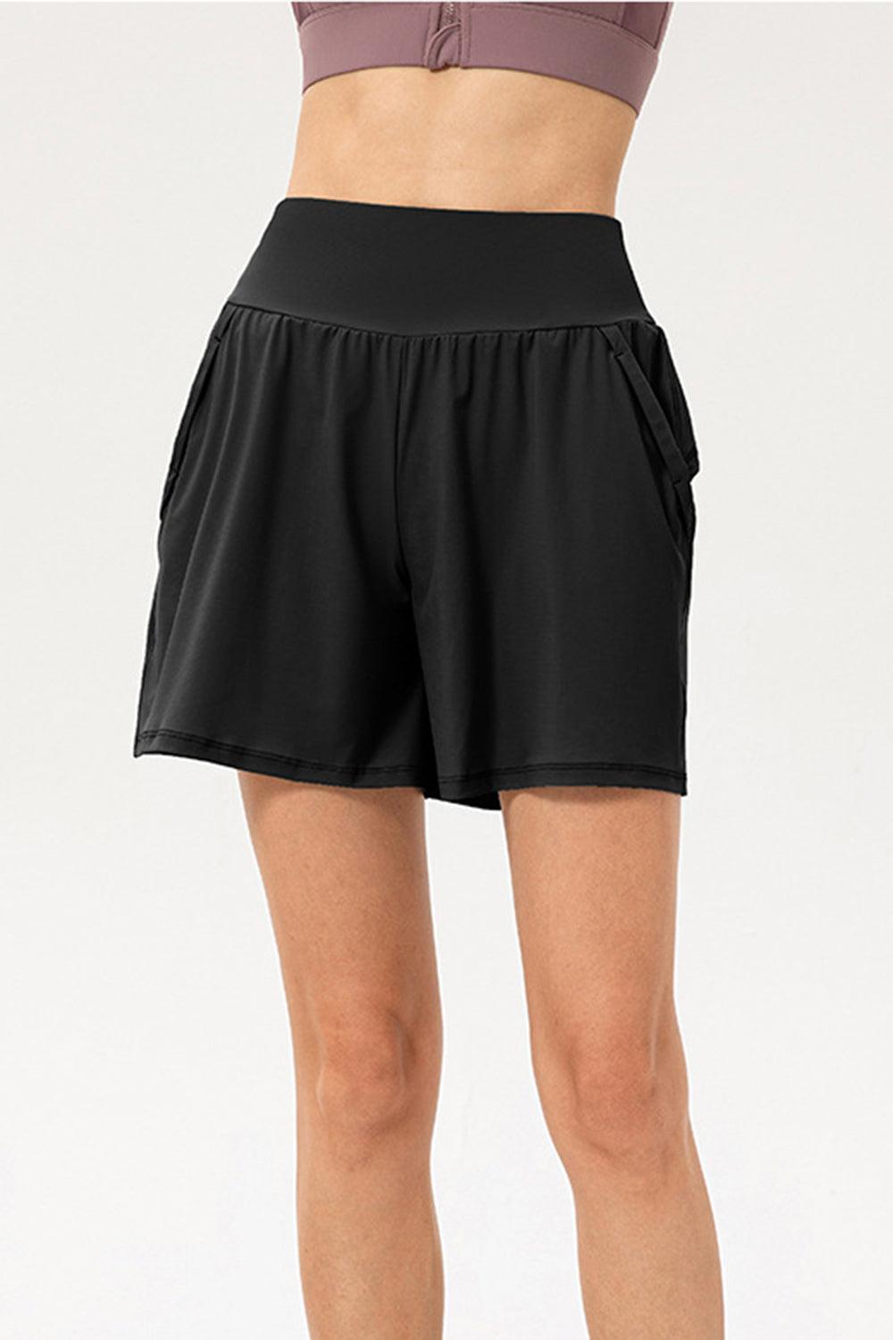 Pocketed Elastic Waist Active Shorts - ClubOn