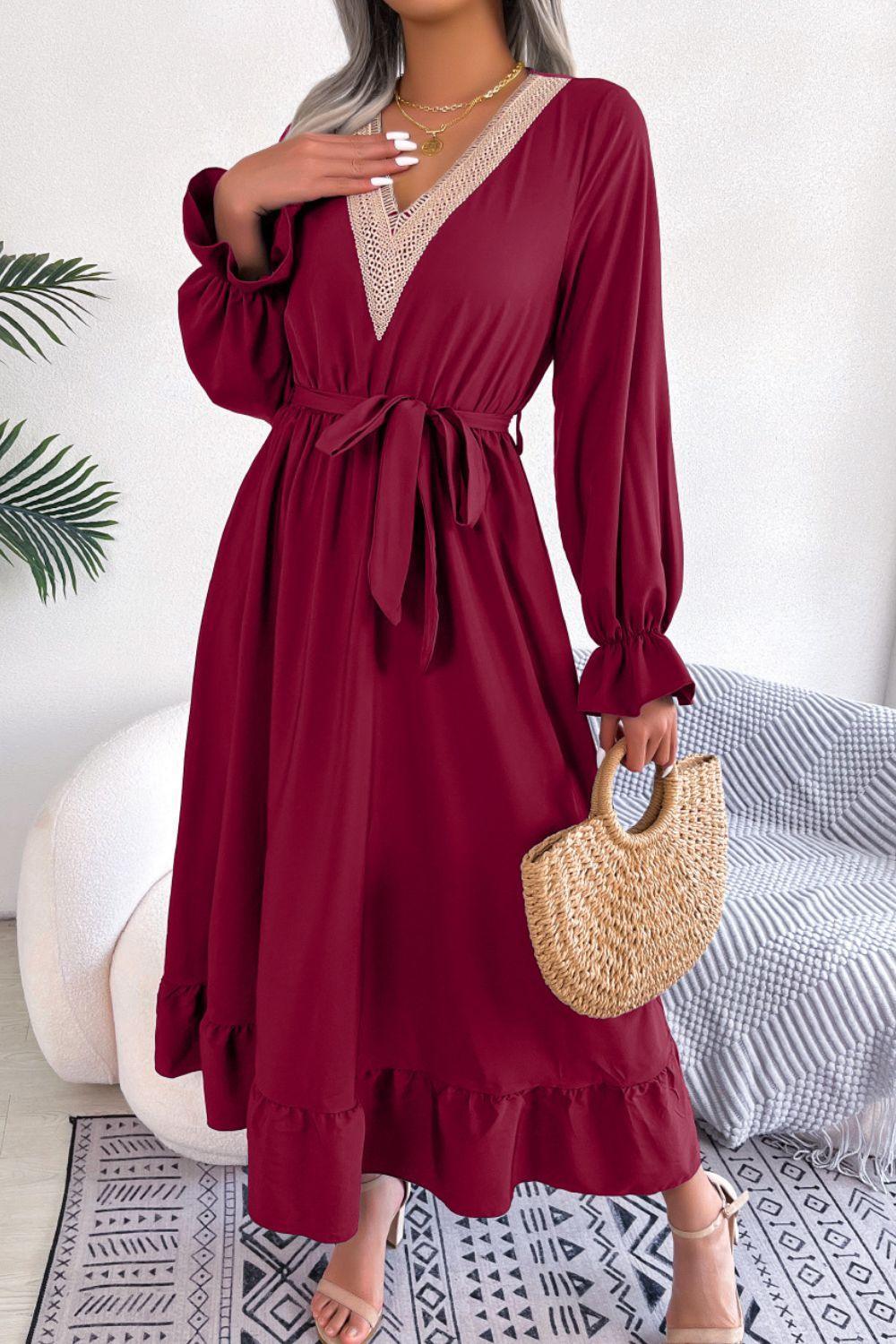 Contrast Belted Flounce Sleeve Dress - ClubOn