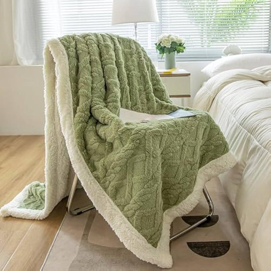 Plush Coral Velvet Blanket – Soft Sofa Throw & Duvet Cover - ClubOn