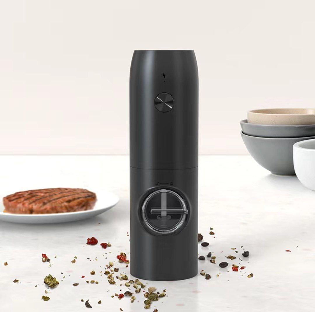 USB Rechargeable Electric Pepper Grinder – Modern Kitchen Tool - ClubOn