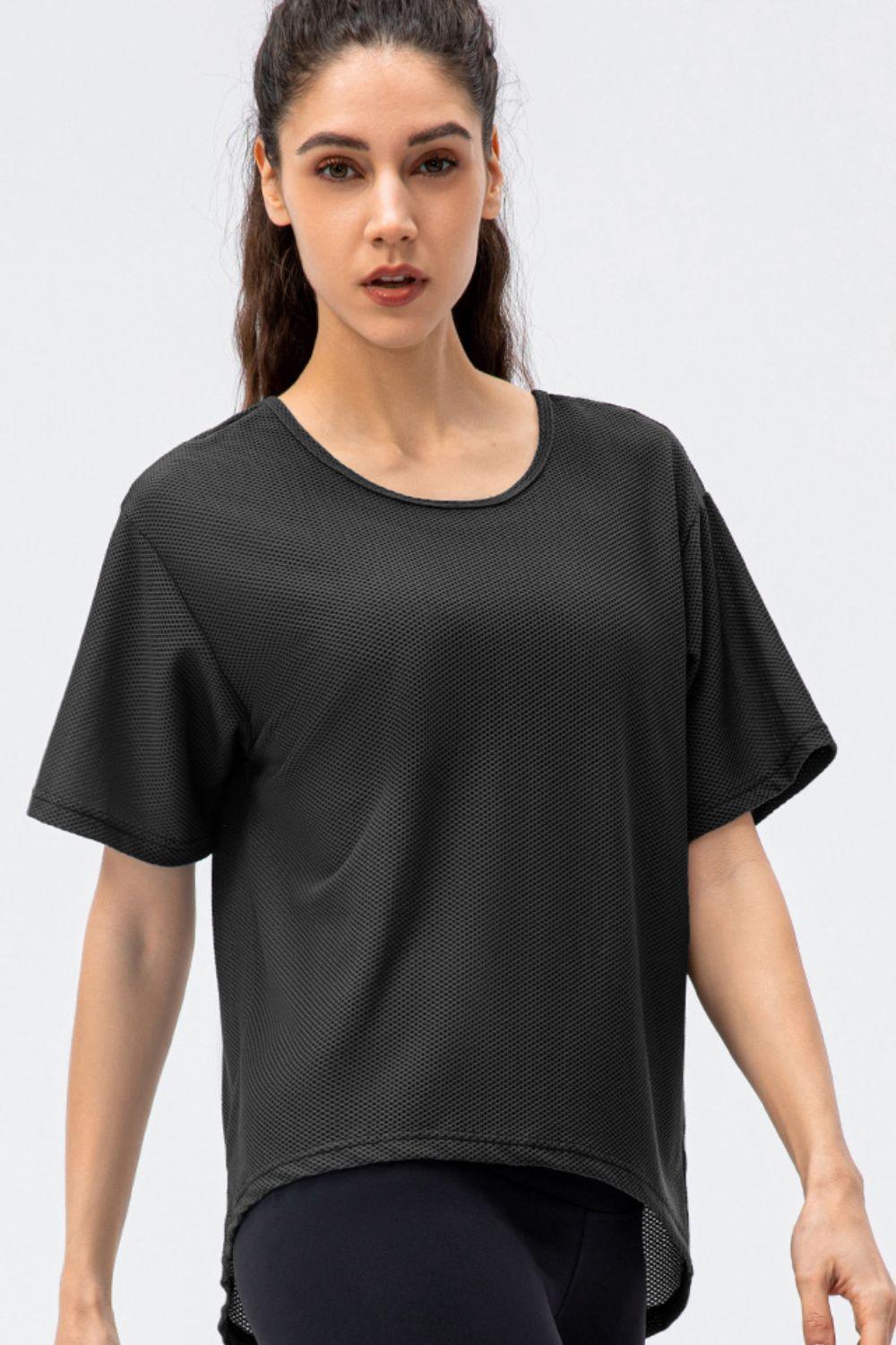 Round Neck Short Sleeve Active Tee - ClubOn
