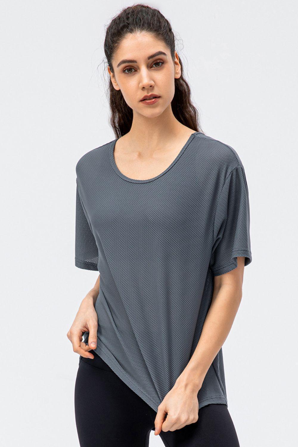 Round Neck Short Sleeve Active Tee - ClubOn