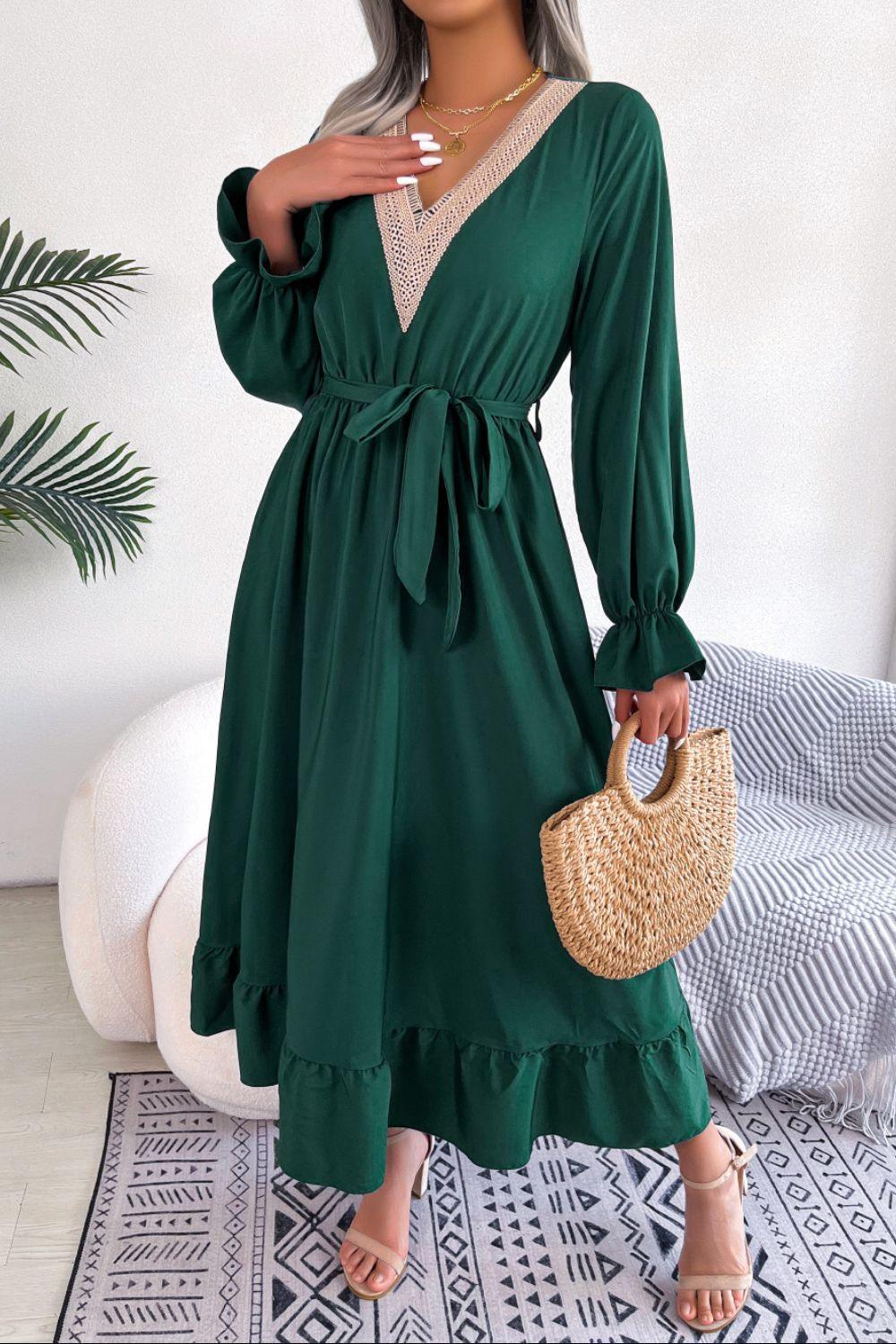 Contrast Belted Flounce Sleeve Dress - ClubOn