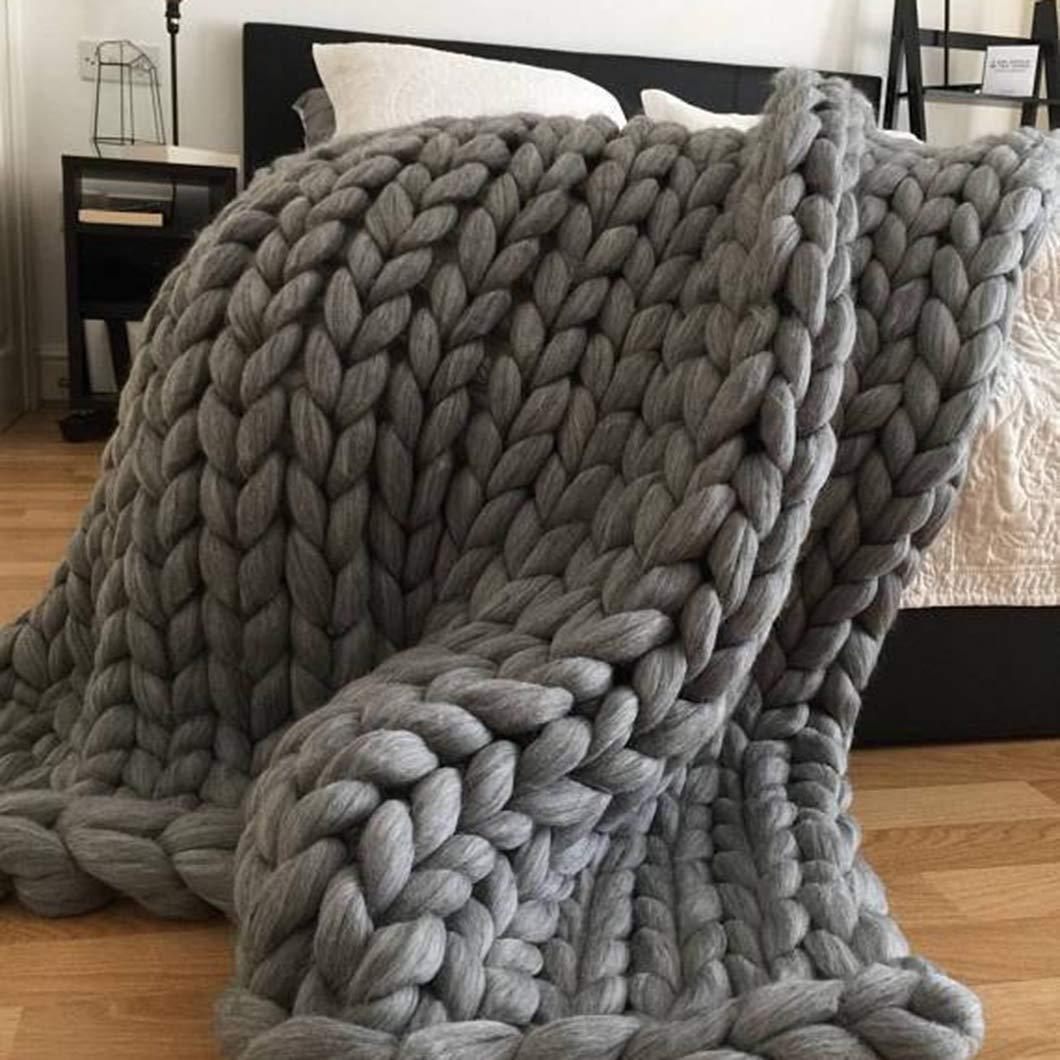 Ultra-Thick Hand-Knitted Wool Blanket – Cozy Sofa Icelandic Throw - ClubOn