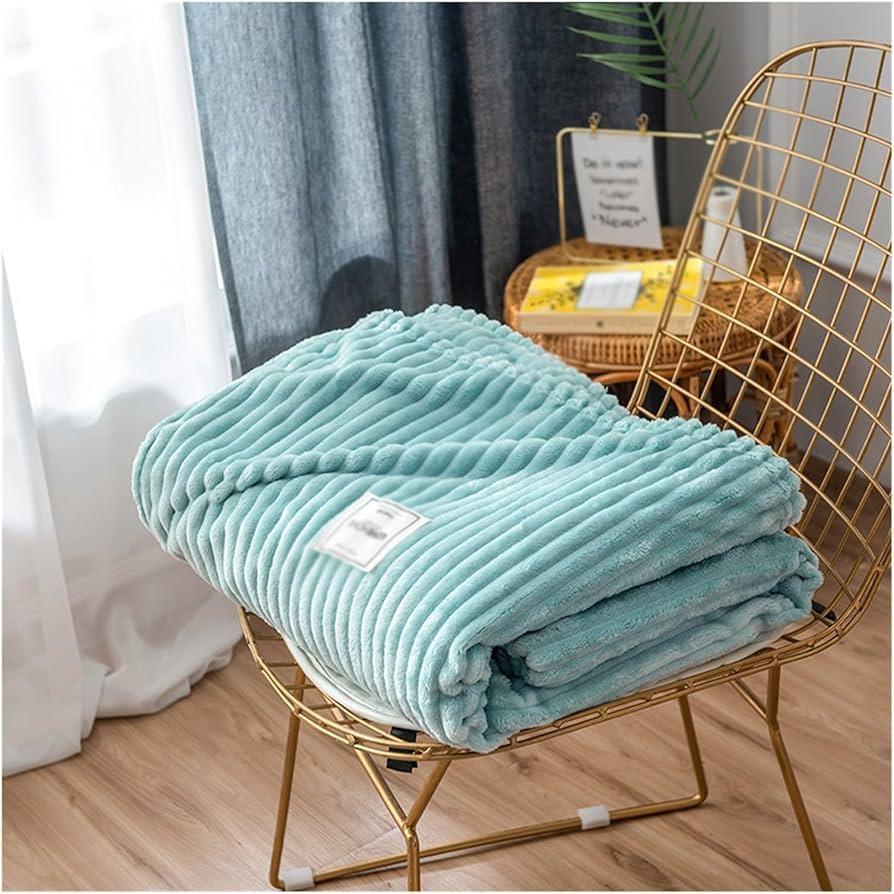 Large Sherpa Fleece Blanket – Warm Fur Throw for Sofa & Bed - ClubOn