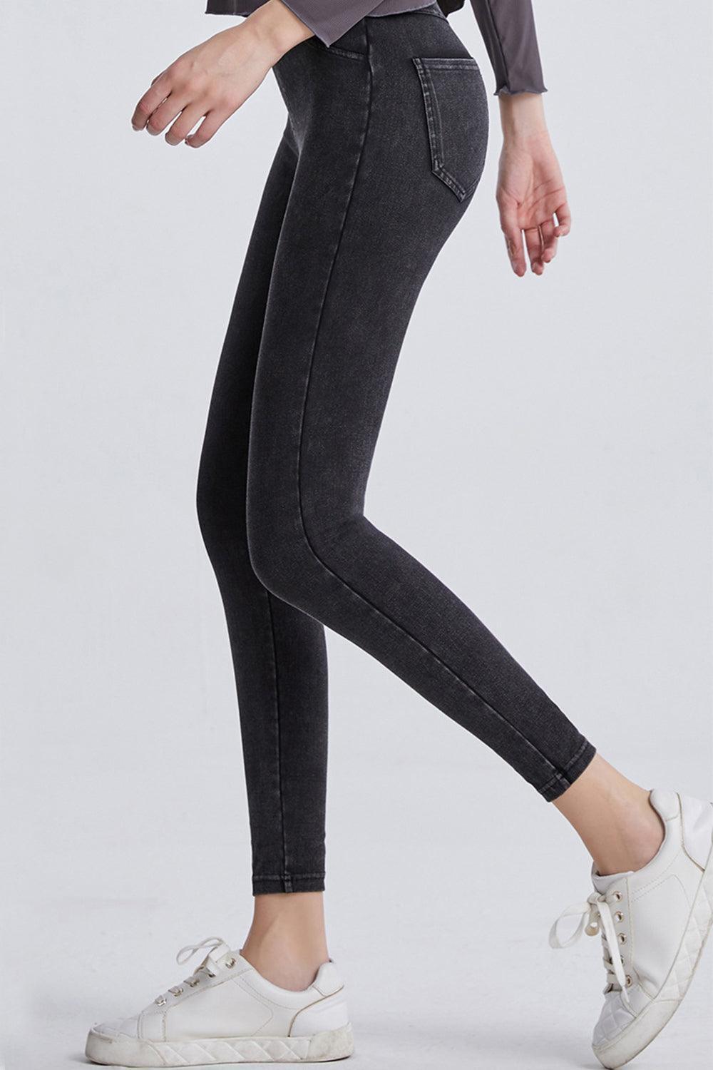 High Waist Cropped Jeans - ClubOn