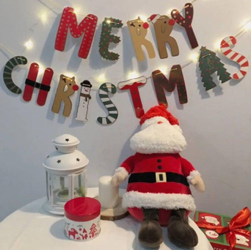 Korean INS Red & Green Merry Christmas Pull Flag – Festive Décor - ClubOn