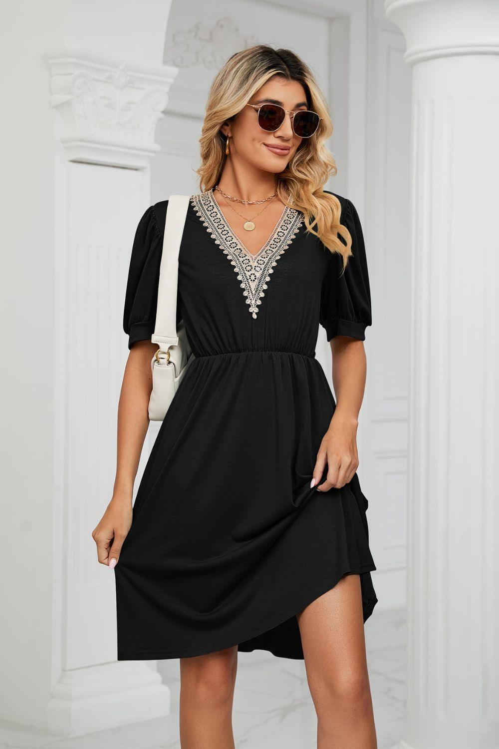 Contrast V-Neck Puff Sleeve Pocket Dress - ClubOn