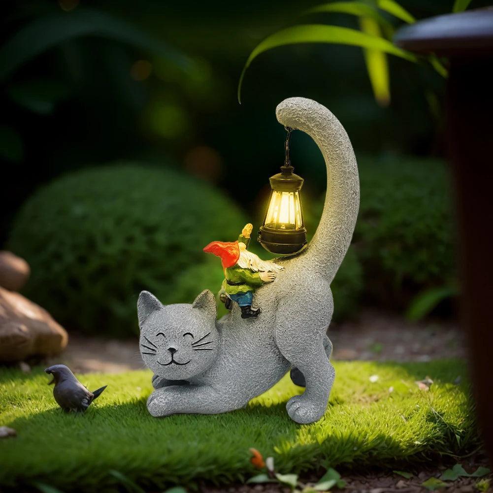 Solar Cat Statue with LED Light – Outdoor Garden Sculpture - ClubOn