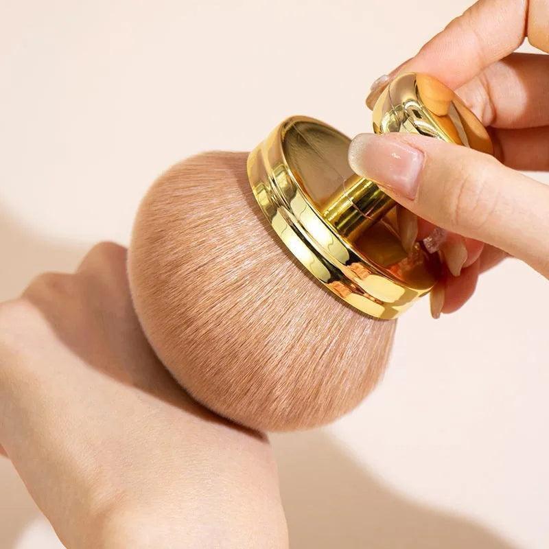 Extra Large Body Makeup Brush - Oval Kabuki for Self Tanner - ClubOn