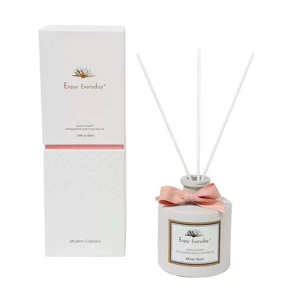 Enjoy Everyday Modern Rattan Aromatherapy Gift Box – Air Freshener - ClubOn