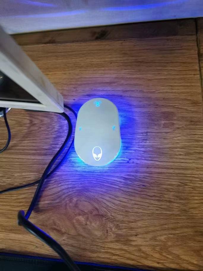 Gaming Switch with External Extension Button - Alien Network Card - ClubOn