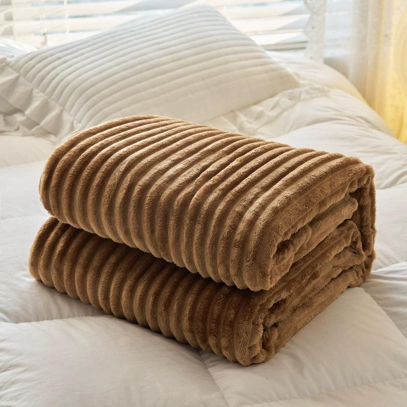 Blankets for Office Napping – Coral Velvet Gifts, Small and Cozy - ClubOn