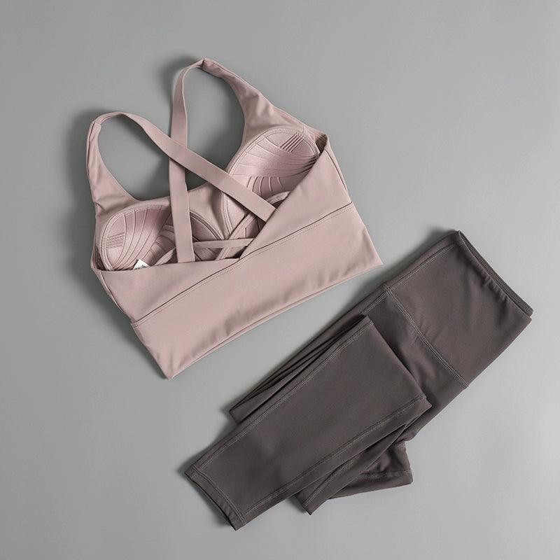 Slim Fit Shockproof Women’s Sports Suit - ClubOn