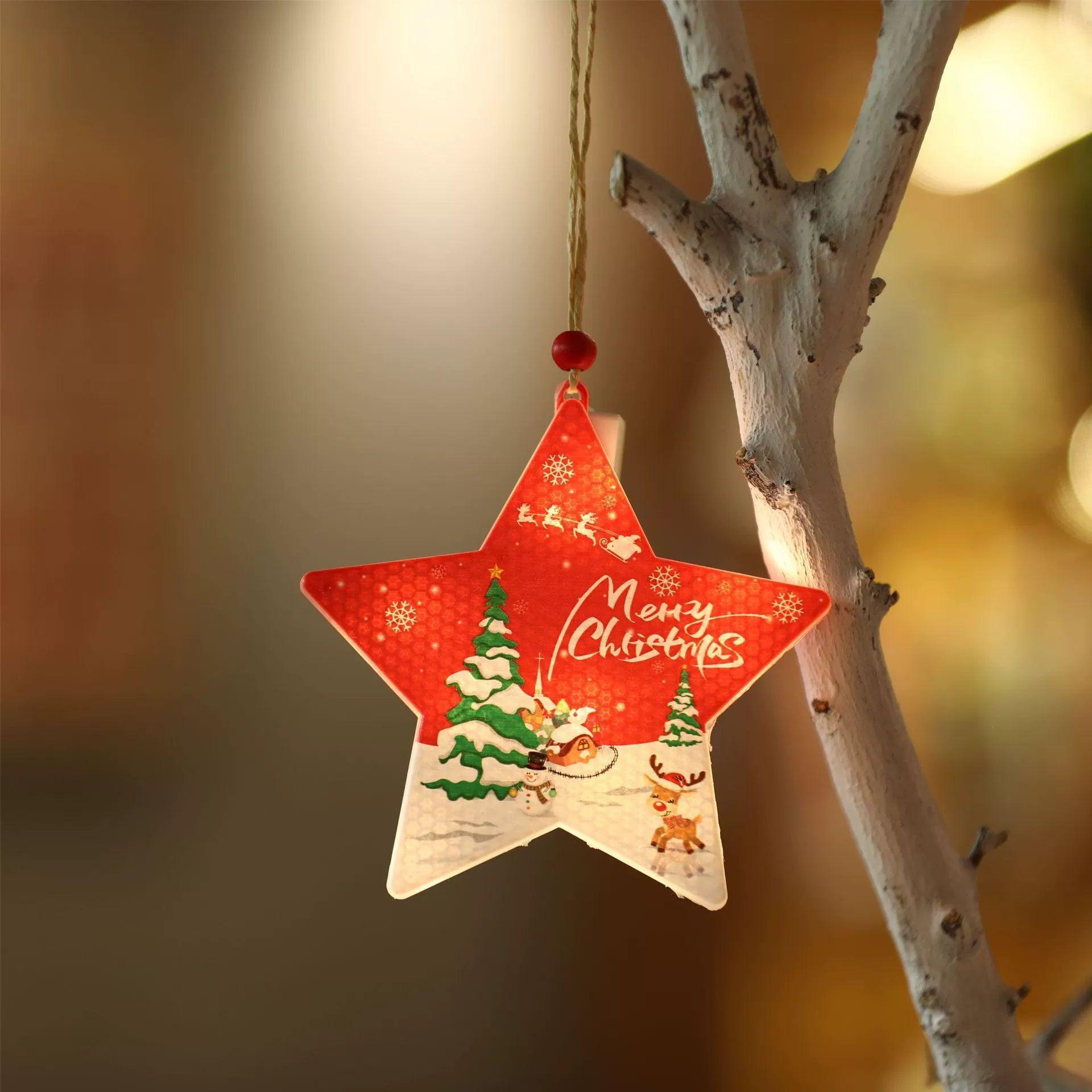 Christmas Tree Pendant Night Light – Small Holiday Decoration - ClubOn