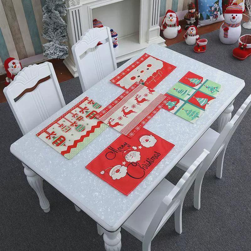 Christmas Table Cloth – Holiday Party Decorations & Festive Ornament - ClubOn