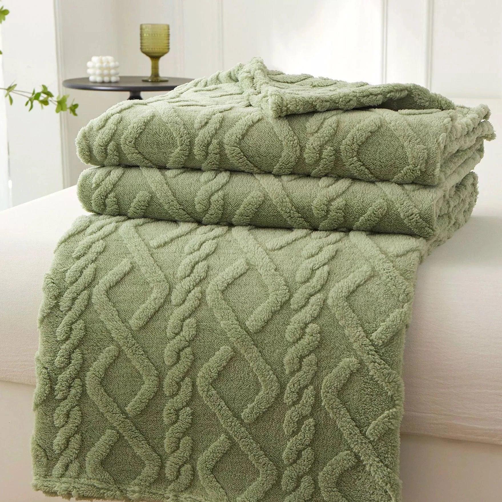 Coral Velvet Blanket – All-Season Sofa Throw & Pet Blanket - ClubOn