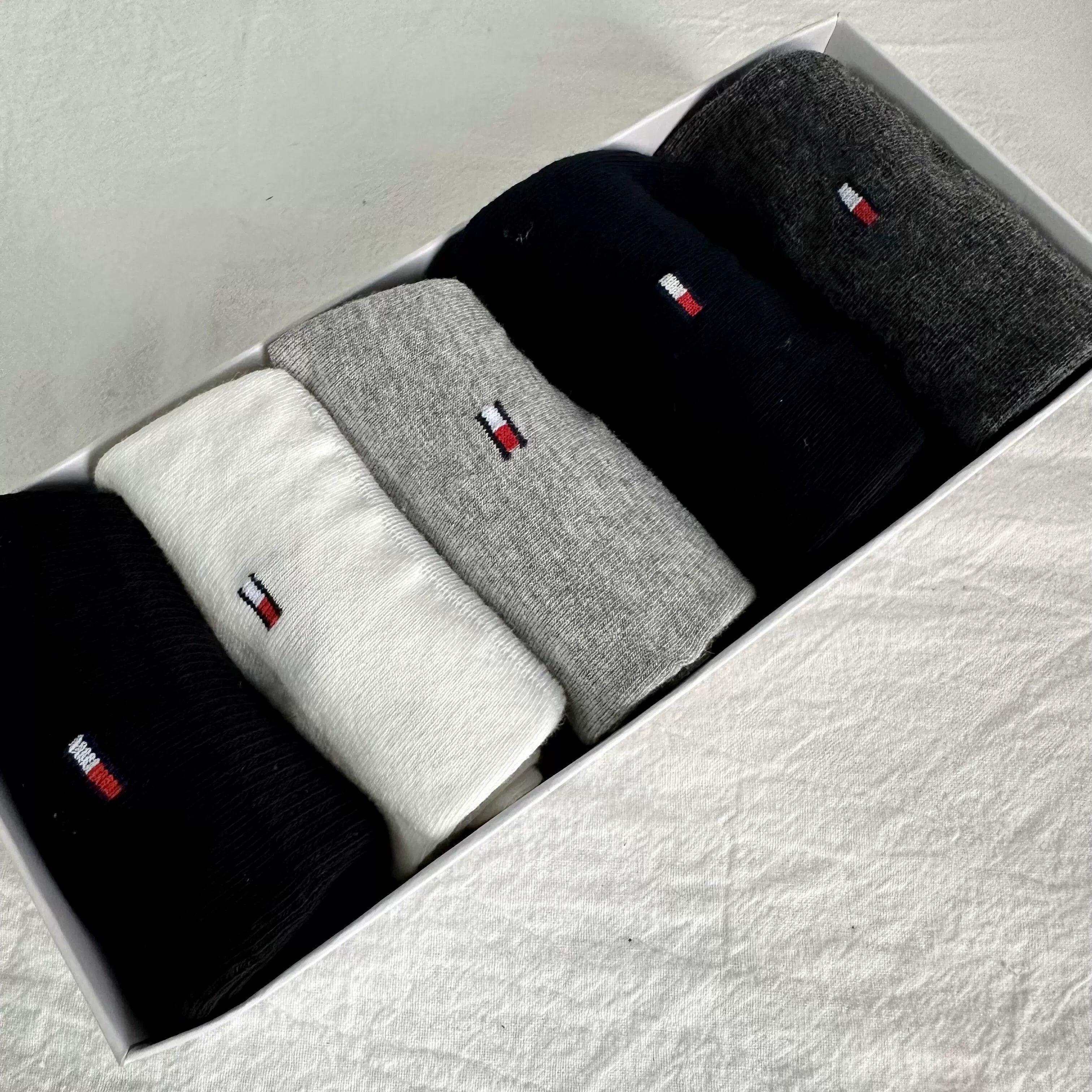 Men's Pure Cotton Socks (5 Pairs) - Gift Box - ClubOn