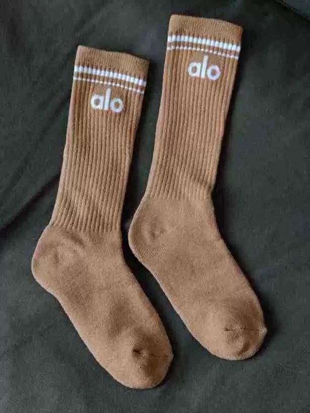 Alo Cotton 18cm Medium-Length Fashion Socks – Pure Cotton, Four Seasons, Sports Leisure, Couple Socks - ClubOn