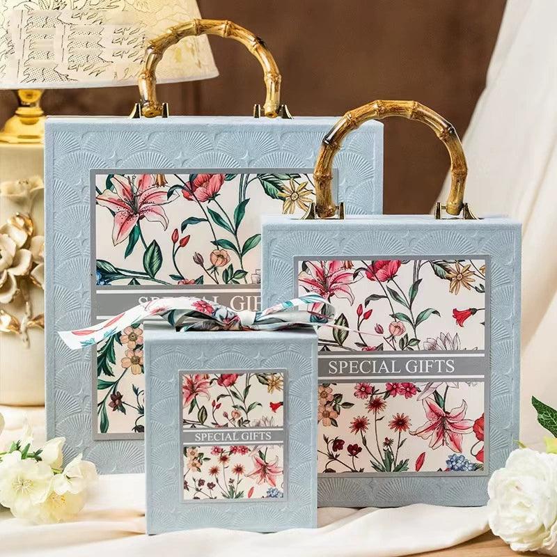 Elegant Gift Box for Engagement & Wedding - Companion Gifts - ClubOn