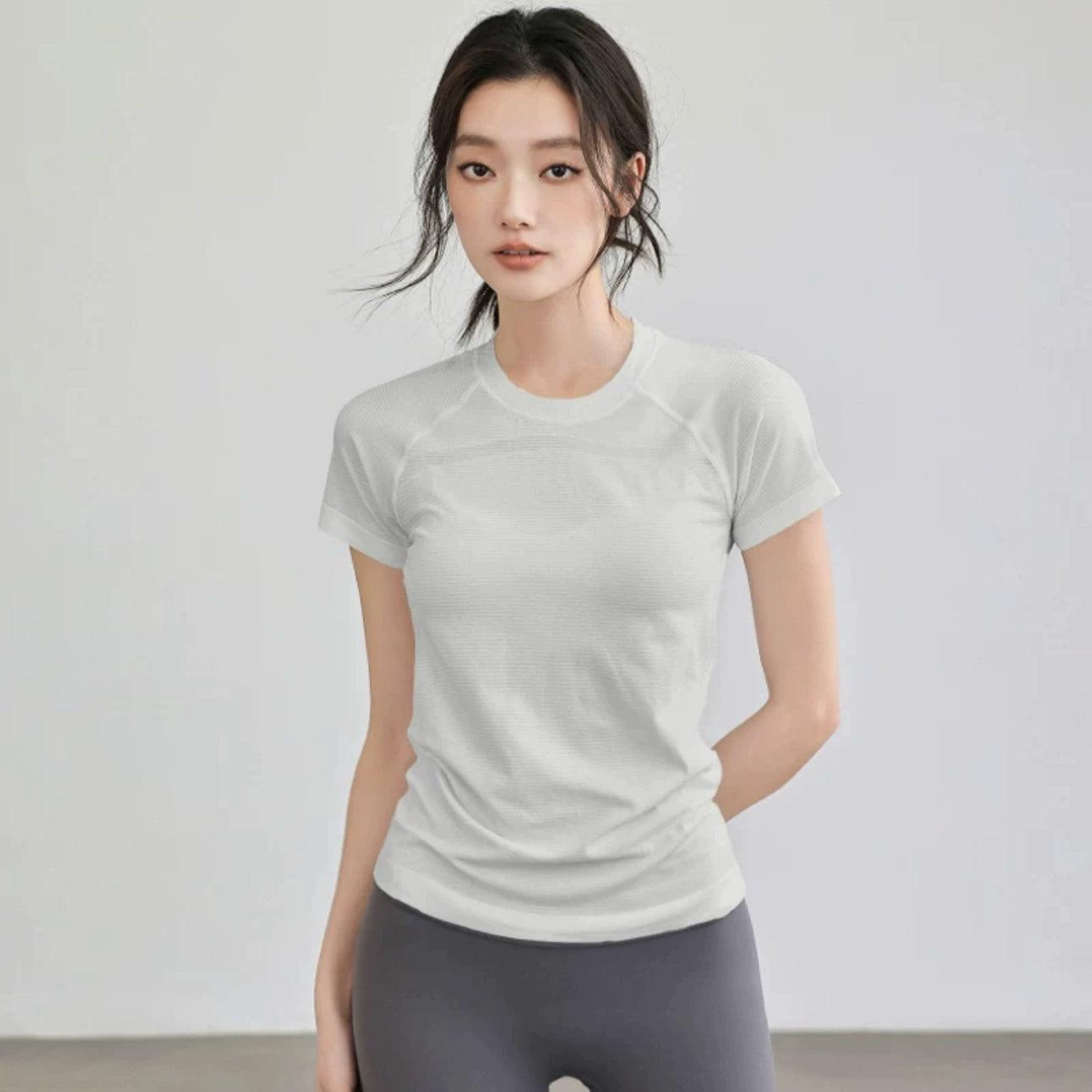 Women’s Slim Fit Half-Sleeve Yoga T-Shirt - ClubOn