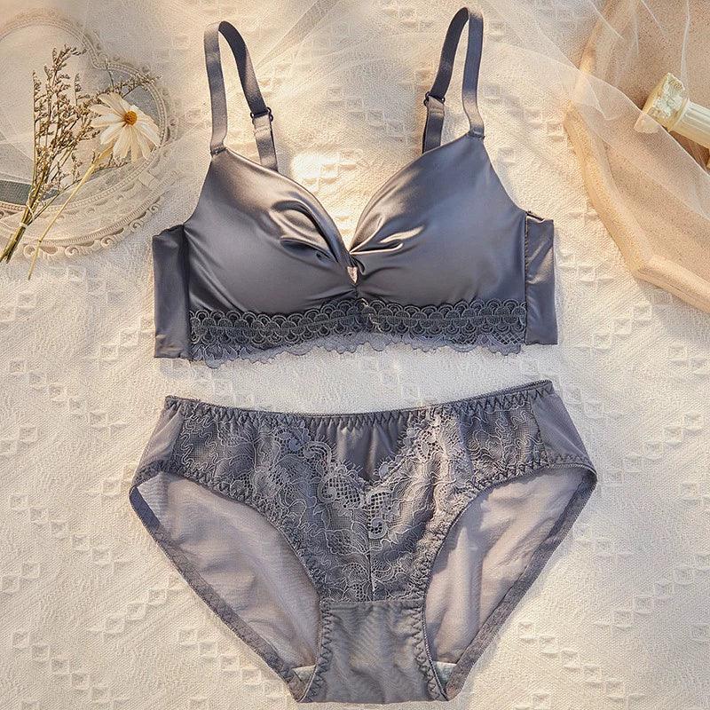 Victoria Seamless Bra Set - Adjustable Push-Up for Small Chests - ClubOn