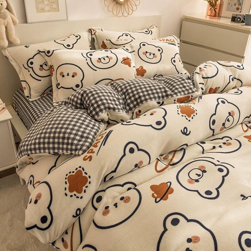 Quilt Bedding Set – Bed Sheets, Duvet Cover & Bedcovers - ClubOn