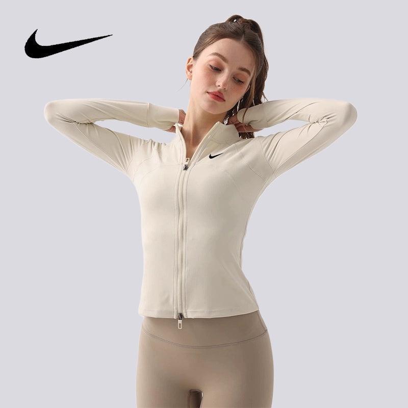 Nike Women's Slim Fit Stand Collar Sports Jacket - ClubOn