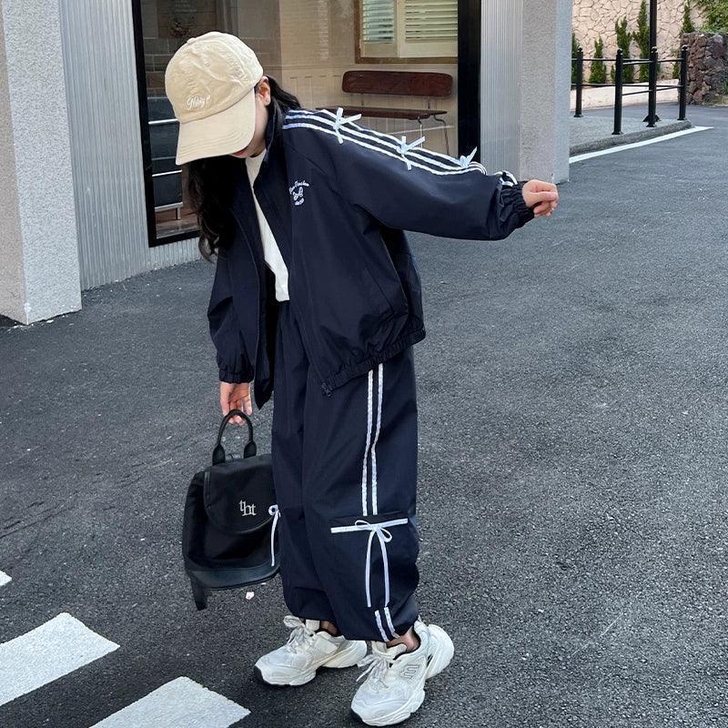 Trendy Girls' Sportswear Set - Western Style for Spring & Autumn - ClubOn