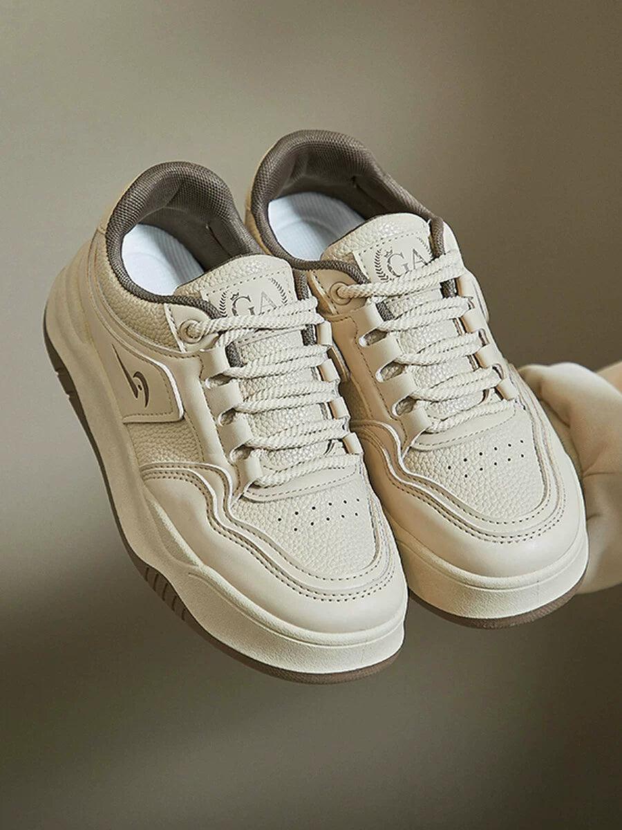 Thick-Soled White Shoes for Women – Spring 2024 Trend - ClubOn