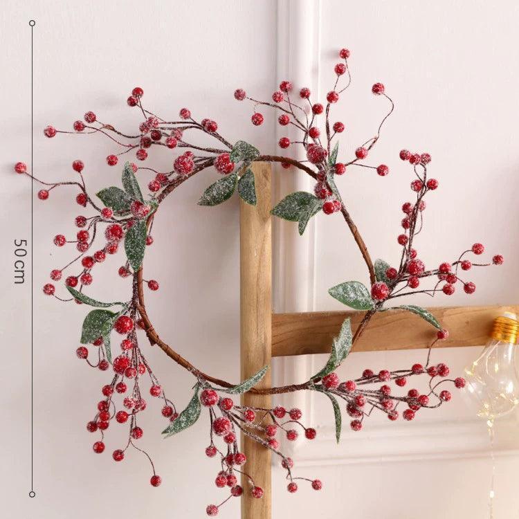 Christmas Wreath with Pine Needle Vine – American Tradition - ClubOn