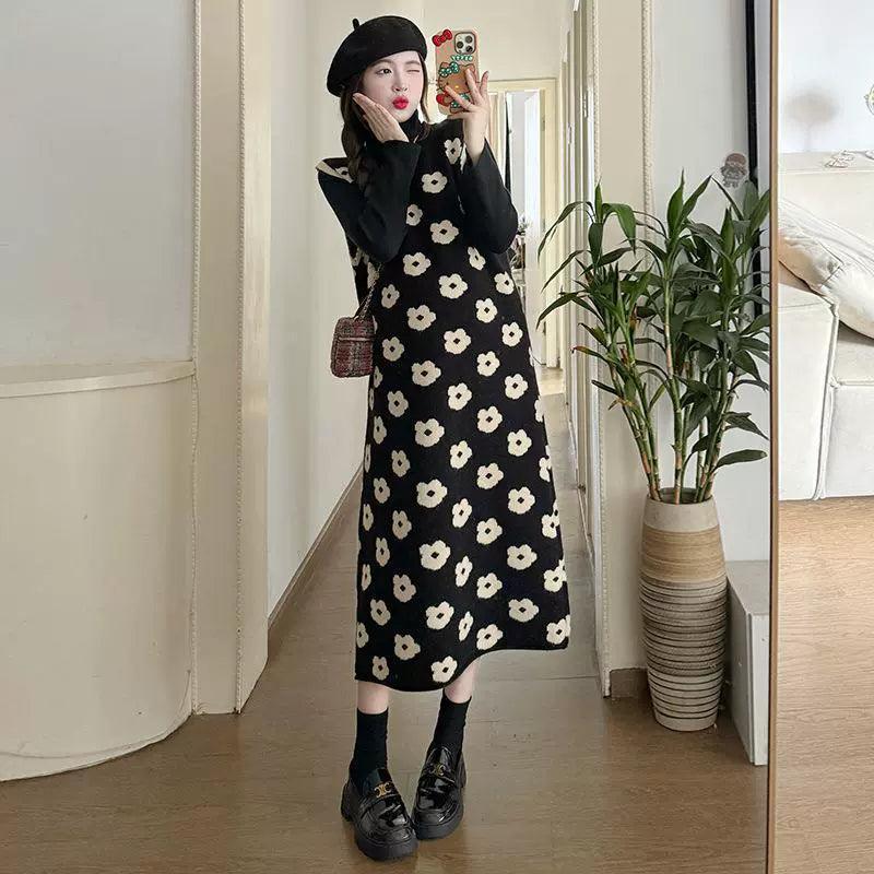 New Year & Christmas Maternity Winter Suit - Fashionable Loose Fit for Pregnant Women - ClubOn