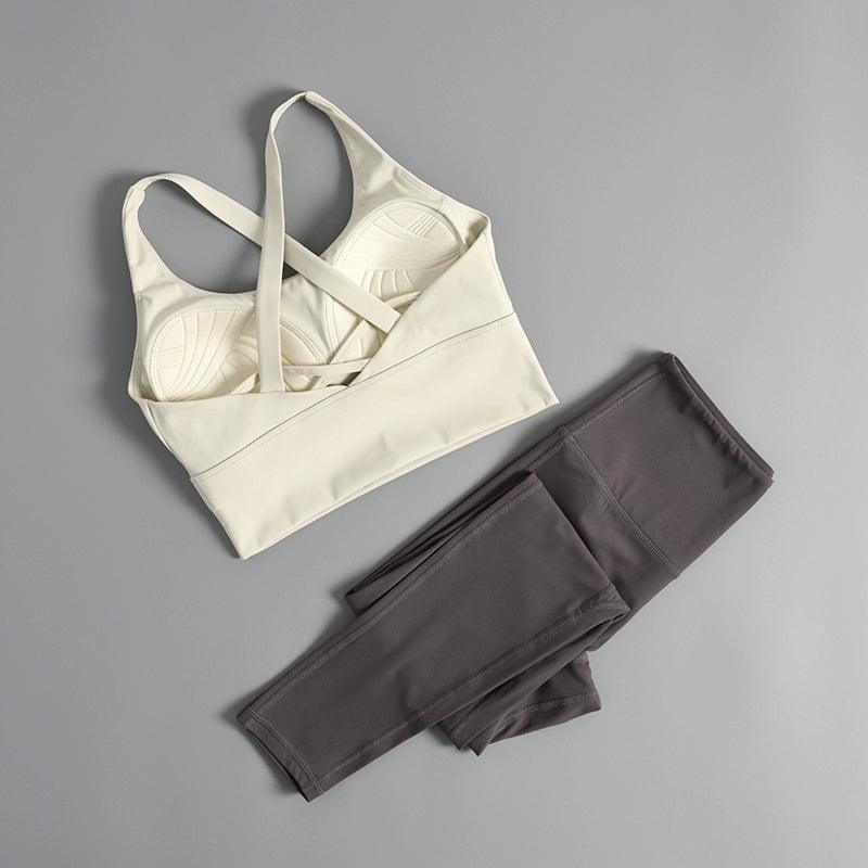 Slim Fit Shockproof Women’s Sports Suit - ClubOn