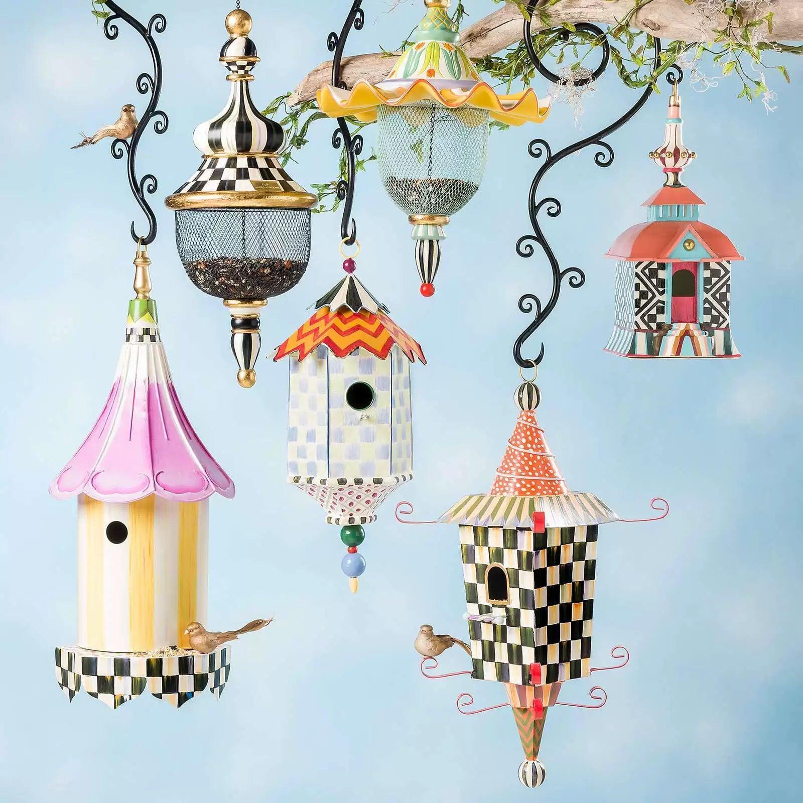 Outdoor Castle Pendant Bird Feeder – Decorative Hanging Feeder - ClubOn