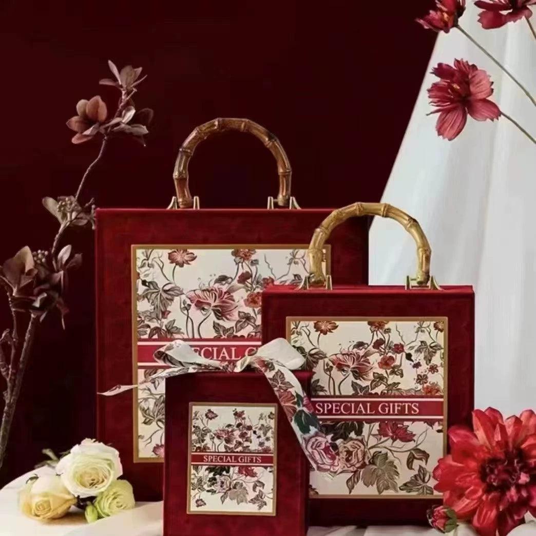 Elegant Gift Box for Engagement & Wedding - Companion Gifts - ClubOn