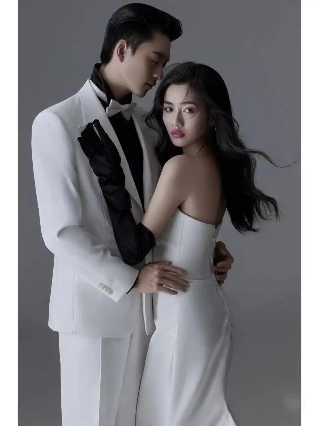 New Outdoor Bridal Gown - Sleeveless Inspired Vintage Mermaid Dress, Short White Photography Gown - ClubOn