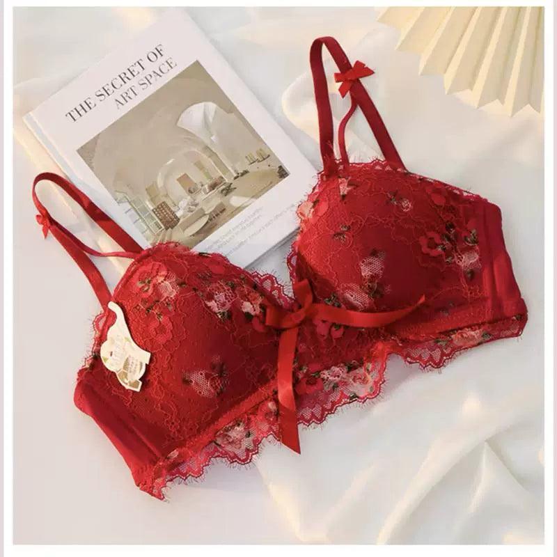 Victoria Lace Pure Desire Bra Set for Small Breasts - ClubOn