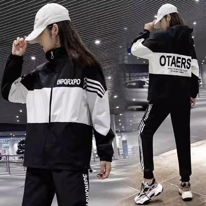 Korean Style Loose Fit Women’s Two-Piece Sports Suit - ClubOn