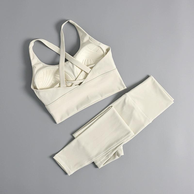 Slim Fit Shockproof Women’s Sports Suit - ClubOn