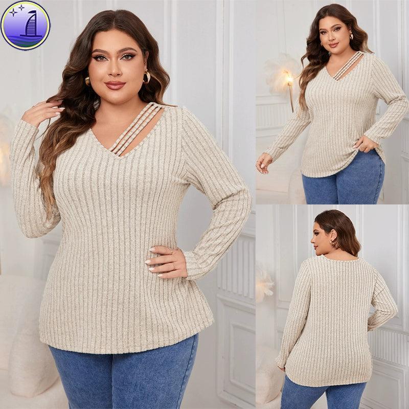 Plus Size Loose-Fit Sweater for Autumn/Winter - Curvy Women - ClubOn