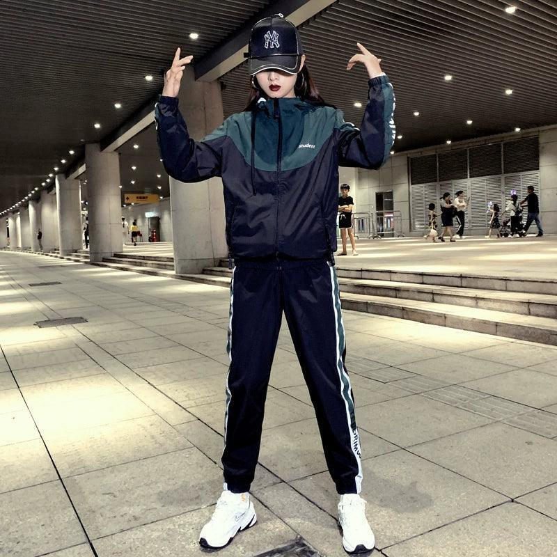 Korean Style Loose Fit Women’s Two-Piece Sports Suit - ClubOn