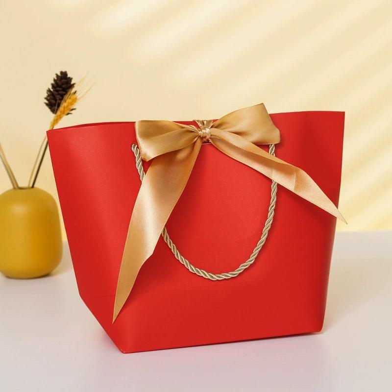 Paper Gift Bags – Birthday Present Wrapping & Packaging - ClubOn
