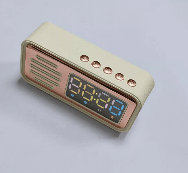 Retro Bluetooth Speaker Alarm Clock – Vintage Design with Modern Features - ClubOn
