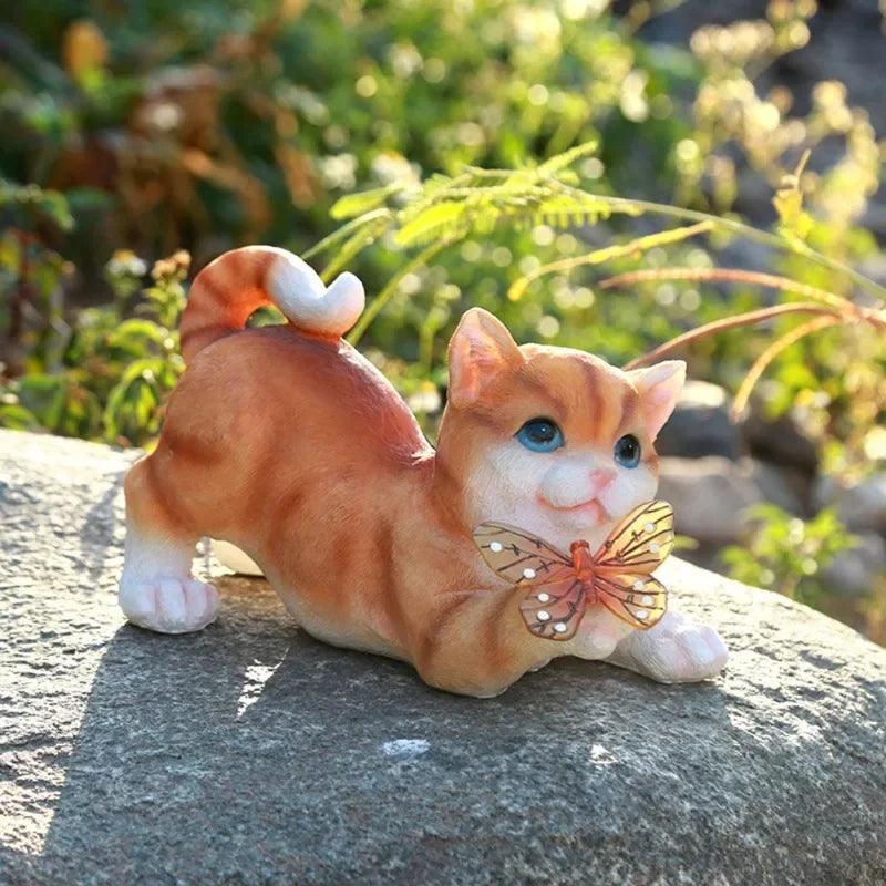 Solar Garden Cat Sculpture - Luminous Resin Yard Art Statue - ClubOn