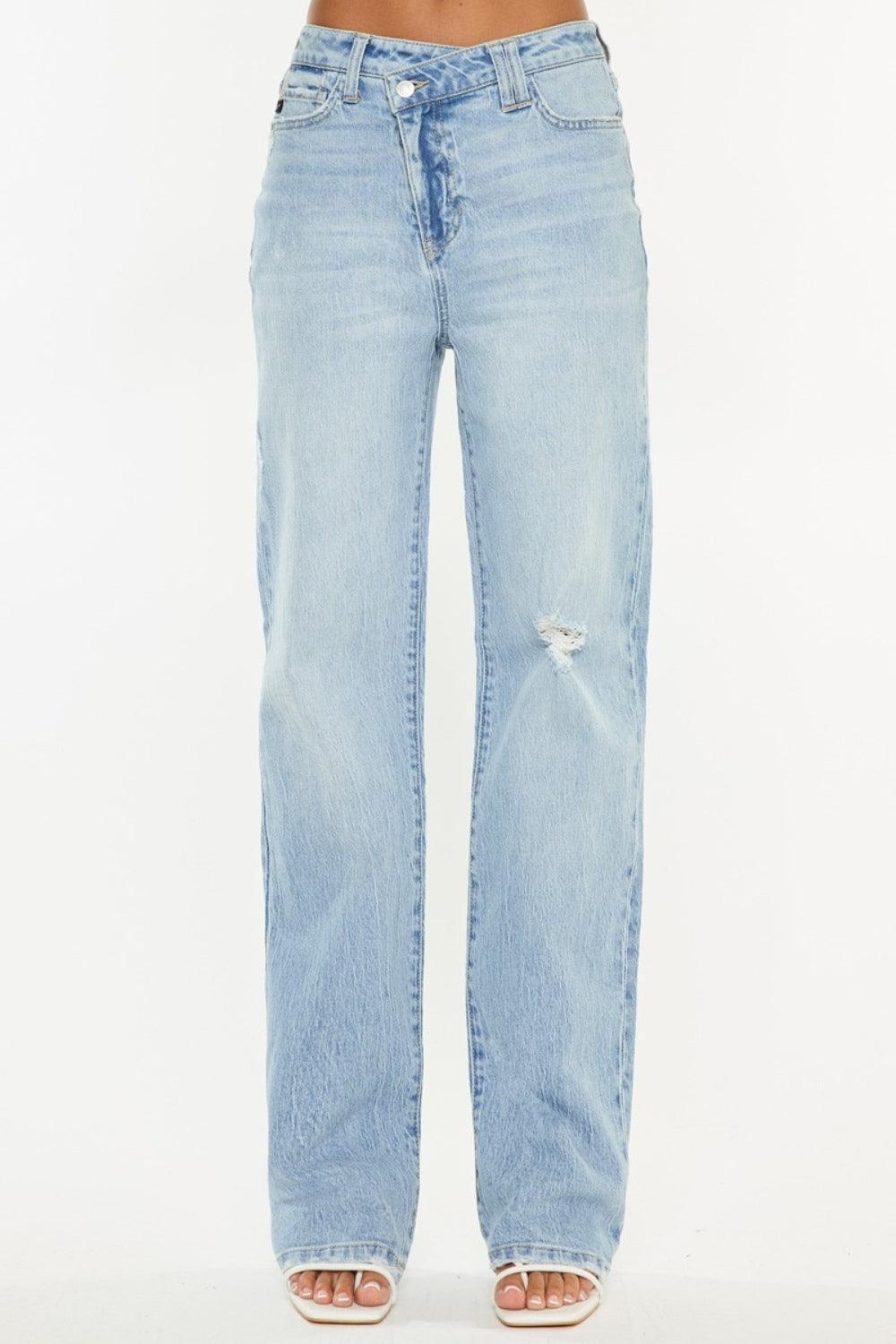 Distressed High-Rise Straight-Leg Jeans – Modern Comfort and Style - ClubOn